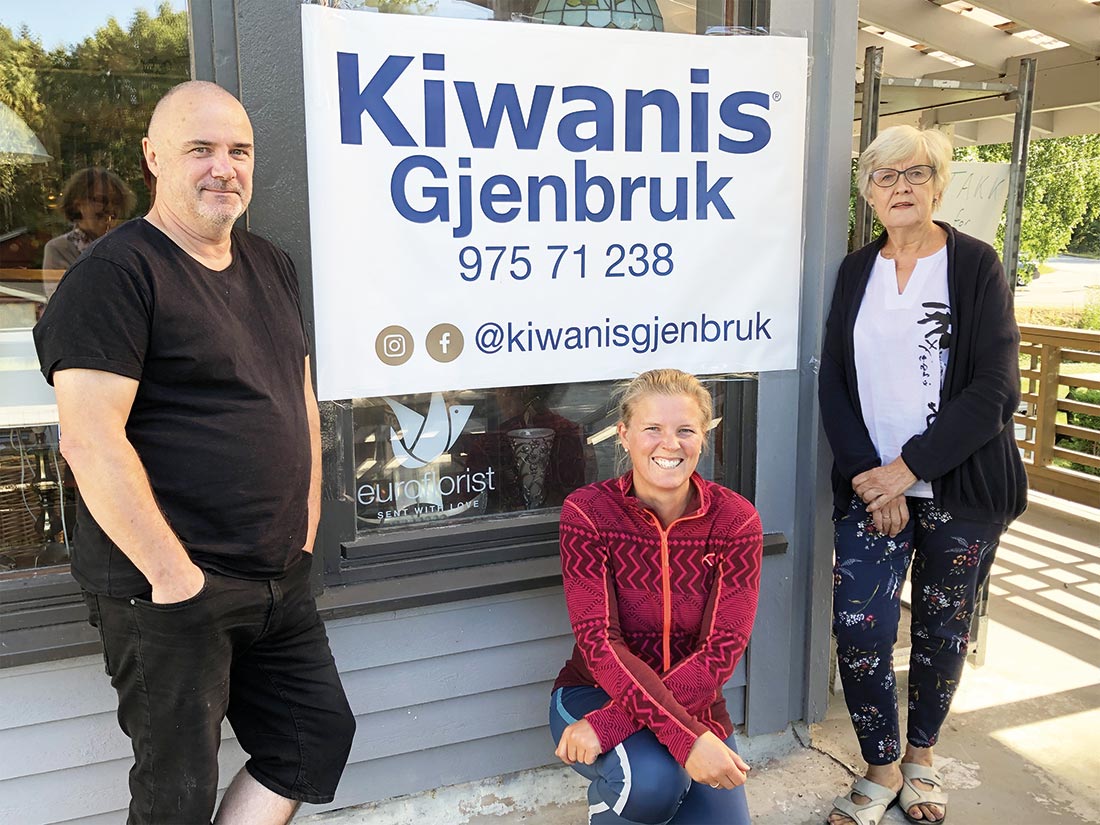 Jens Christian Bøhler, Lena Olsen og Grete Espeland fra Kiwanis.